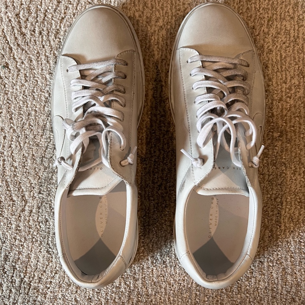 Oliver Cabell Low 1 men’s sneaker and shoe care kit.